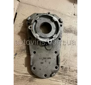 Передня кришка КПП MAN L2000 8.180 Le 8.225 Передня кришка КПП MAN L2000 8.180 Le 8.225